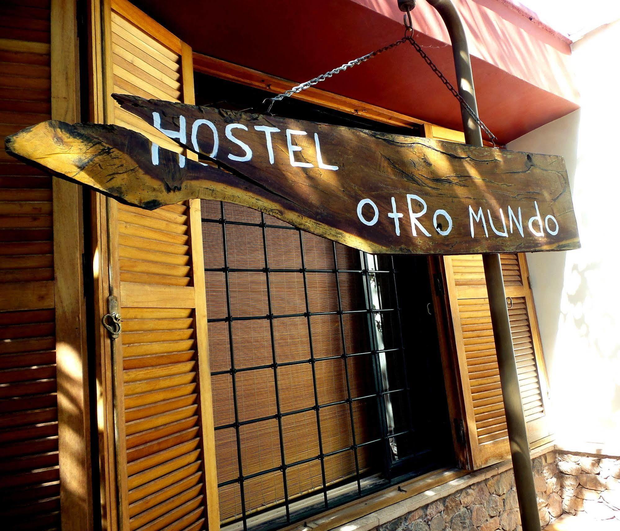 Hostel Otro Mundo Capdevila Exterior photo